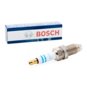 Bosch Bougie d'allumage 0242240590 - Pour moteur essence