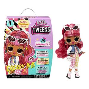 Mga entertainment LOL Surprise Poupée Tweens – Découvrez 15 Surprises – Contient des tenues, des accessoires, 1 brosse à cheveux, 1 cintre, 1 socle & +- Idéal pour les enfants - Cherry B.B.