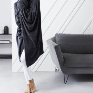 Image de Couverture Plaid tv Polaire avec Manches et Capuche 165x115cm - fusain.