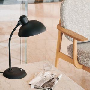 Fritz hansen Lampe de bureau modèle Kaiser Idell 6556-T conçue par Christian Dell, éclairage flexible et réglable, acier, 21,5 x 21,5 x 47 cm, noir (référence : 62703108)