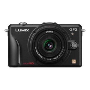 Panasonic Lumix DMC-GF2 (avec 2 objectifs 14mm et 14-42mm)