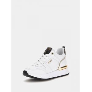 Guess Sneaker Kaddy détails logo