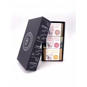 Image de Oakwood Coffret 3 savons - Savon Bulles Menthe verte, Savon charbon palmarosa ylang, Savon Exfoliant Pavot