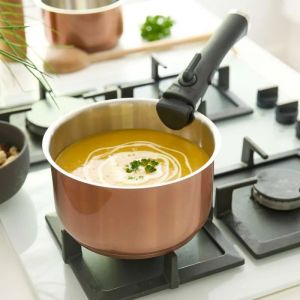 Pradel Lot 3 Casseroles Inox 18/10 Color&eacute;es 16-18-20cm + Poign&eacute;e