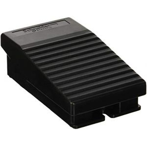 Schneider Electric INTERRUPTEUR A PIED SIMPL