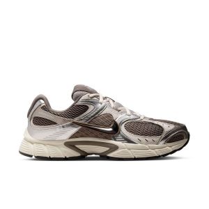 Nike Baskets V5 RNR