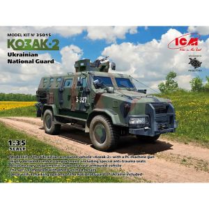 ICM Maquette Vehicule Militaire : Garde National Ukraine -Kozak 2
