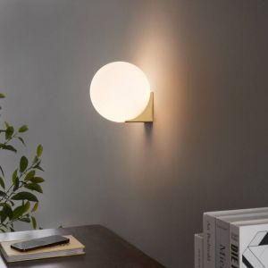 Kosilum Applique ultra minimaliste boule blanche sur socle dor&eacute; - Kandi