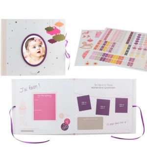 Coffret de Naissance avec Livre de Naissance Fille personnalisable 30 pages Fille