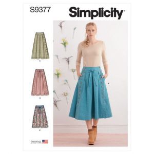 Simplicity Patron 9377 - Jupes évasées pour femme en deux longueurs du 34 au 52 FR -