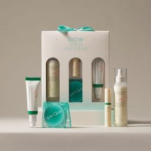 AXIS - Y - Glow Your Own Way Beauty Box 4 pcs