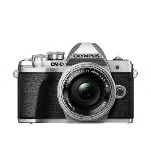 Olympus OM-D E-M10 Mark III (avec objectif 14-42 mm)