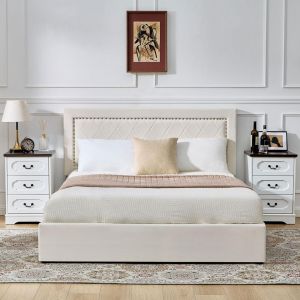 Menzzo Lit coffre Sandiego avec sommier relevable et tête de lit cloutée Velours clair