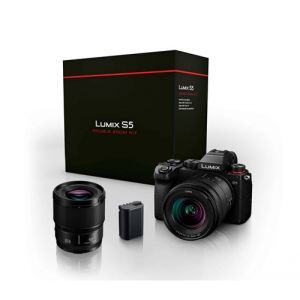 Panasonic Pack Hybride Lumix S5 + S 20-60mm f/3.5-5.6 + S 50mm f/1.8 + 2&egrave;me Batterie
