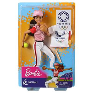 Mattel Sport Tokyo 2020, coffret Baseball, poupée articulée brune avec casquette, veste des jeux olympiques et accessoires, jouet pour enfant, GJL77