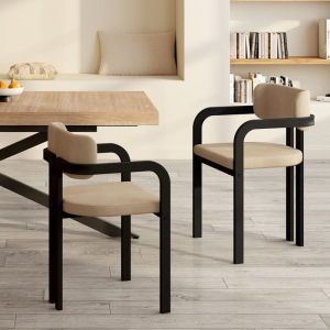 Idmarket Lot de 2 chaises de salle &agrave; manger, fauteuils de table ESMA en m&eacute;tal noir et velours taupe avec accoudoirs