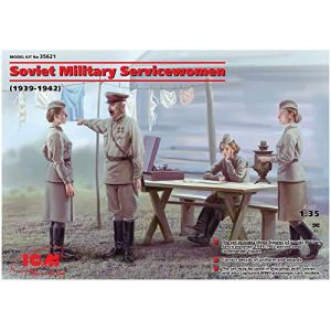 ICM 35621–1/35 Soviet Military Service pour Femme (1939–1942)