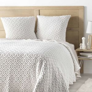 Couvre-lit 2 personnes matelassé 220x240 + taies jersey microfibre Joana