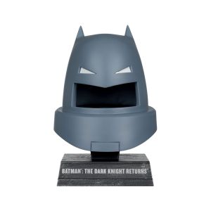 MCFarlane Toys R&eacute;plique 1/1 Batman DC Direct mini r&eacute;plique 1/3 Masque Batman blind&eacute; (Dark Knight Returns) 18 cm R&eacute;plique 1/1 - MCF17936