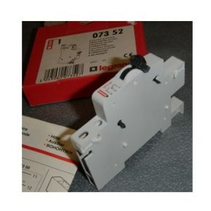Legrand Composant de tableau electrique 007352 - Contacteur auxiliaire 250V