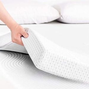S&ucirc;rmatelas en mousse &agrave; m&eacute;moire de forme 160x200cm - Epaisseur 8cm -Soulage Les tensions Musculaires et am&eacute;liore la Pression Sanguine