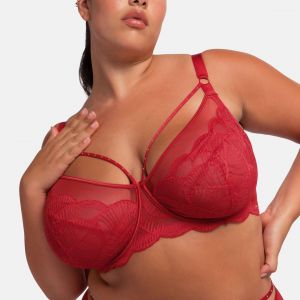 Soutien-gorge emboitant rouge