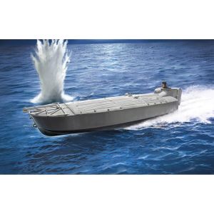 Italeri Maquette bateau militaire : MTM Barchino et Equipage