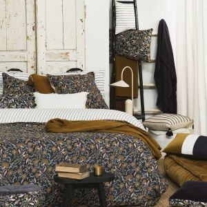 Today Parure de lit passepoil&eacute;e black flore noir