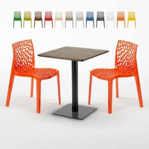 Image de Grand Soleil Table carrée 60x60 pied noir et surface bois avec 2 chaises colorées Gruvyer Kiss, Couleur: Orange