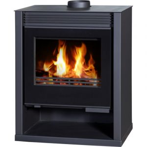 V05 - Poêle à bois Rubin Lux – 13 kW avec panneaux latéraux peints en noir et grande fenêtre panoramique frontale
