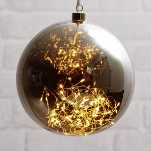 Boule de Noël LED Star Trading 'Glow', fonctionnement sur secteur, décoration lumineuse suspendue, gris fumé transparent, Ø 20 cm