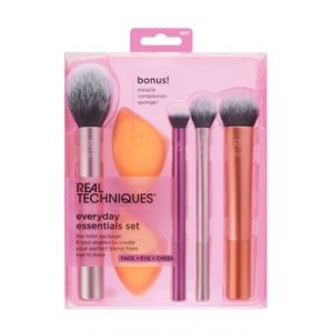 Real Techniques Everyday Essentials Pinsel + Miracle Complexion Sponge Kit pinceaux maquillage