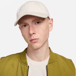 Casquette &agrave; visi&egrave;re incurv&eacute;e souple Nike Club