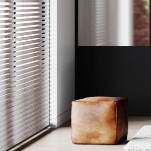 Pouf carr&eacute; en cuir marron 40 cm - arrah