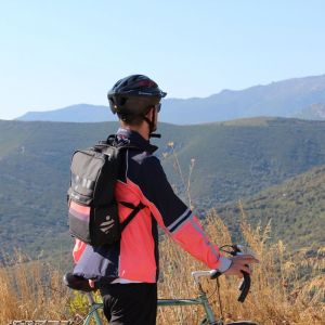 Veste l&eacute;g&egrave;re escapade bleue marine