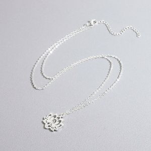Collier Pendentif Fleur de Lotus Femme