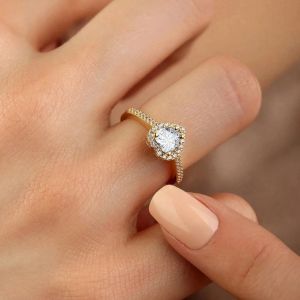 Bague avec Coeur et Zircon