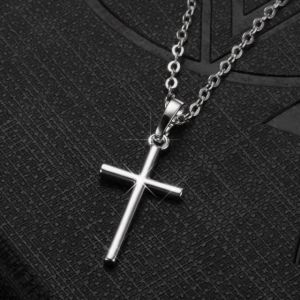Collier avec Croix