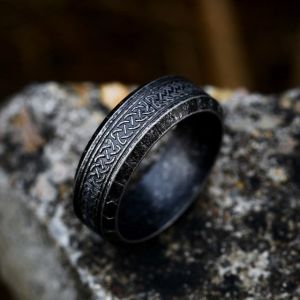 Bague Viking Ancienne avec Runes