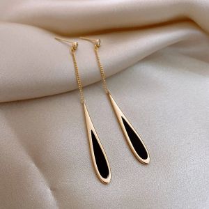 Boucles d'Oreilles Pendantes Goutte d'Eau D&eacute;licate