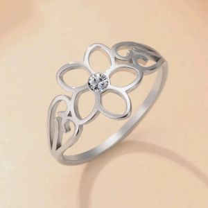 Bague Fleur à 5 Pétales et Zircon