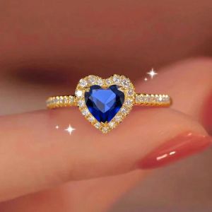 Bague avec Coeur et Zircon