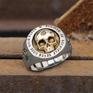 Bague pour Homme T&ecirc;te de Mort