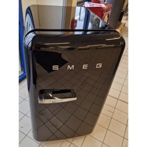 R&eacute;frig&eacute;rateur 1 Porte Smeg Fab10hrbl6 Noir *appareil D&eacute;class&eacute;*