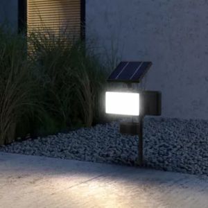 Projecteur &agrave; piquer solaire LED ext&eacute;rieur noir 6 W 500 lm d&eacute;tecteur int&eacute;gr&eacute; IP65, GoodHome Davern