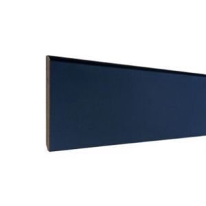 Plinthe ar&ecirc;tes vives avec bord arrondi MDF papier noir glossy 240 x 8 cm, &eacute;p.14 mm