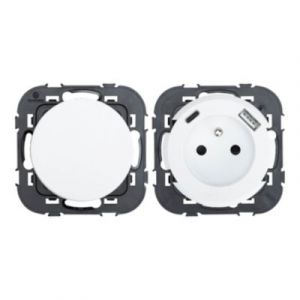 Ensemble 2 interrupteurs + 1 prise avec terre affleurante + 1 prise USB-A+C Jacobsen Espen aluminium composable