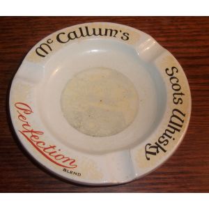 Cendrier Mc Callum's Scots Whisky Perfection Blend / Porcelaine Orchies - Occasion