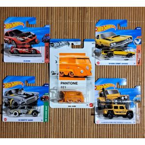 Lot 5 voitures Hot Wheels neuves sous blister &ndash; Kool Kombi Pantone, Dodge Coronet Superbee, Land Rover Defender, Corvette Gasser, 24/Seven - Occasion