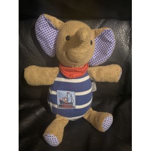 Peluche doudou &eacute;l&eacute;phant bleu et blanc rayures bateau de peche foulard rouge sterntaler 23cm - Occasion